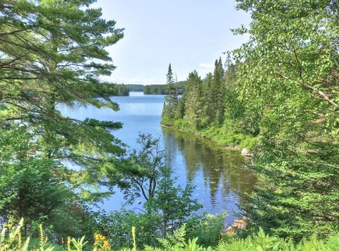 Islet Lake