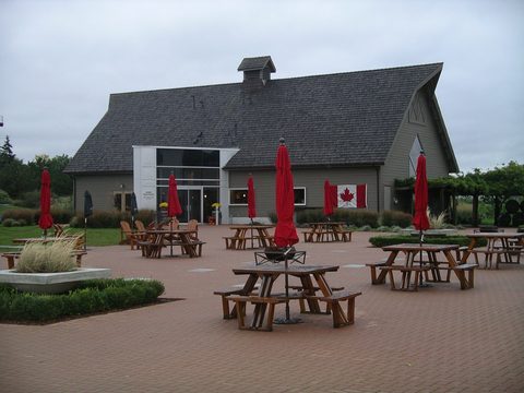 Photo from Niagara Region Bike Tour