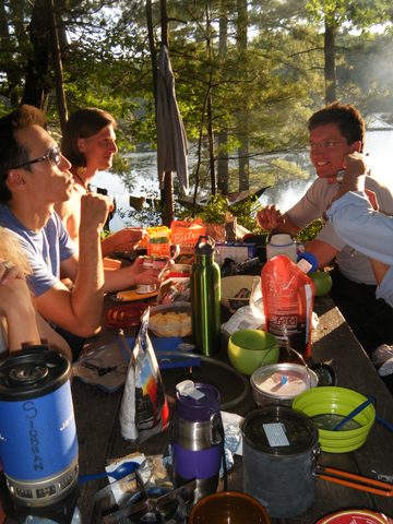 Photo from TREKKING WITH CHEV: Bon Echo's Abe’s and Essen’s Trail