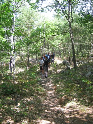 Photo from TREKKING WITH CHEV: Bon Echo's Abe’s and Essen’s Trail