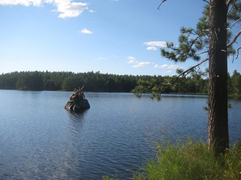 Photo from TREKKING WITH CHEV: Bon Echo's Abe’s and Essen’s Trail