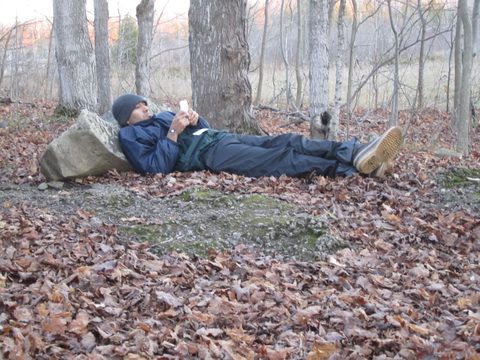The quintessential 21st century camping activity......checking email and surfing the web......for shame, Eduardo, haha